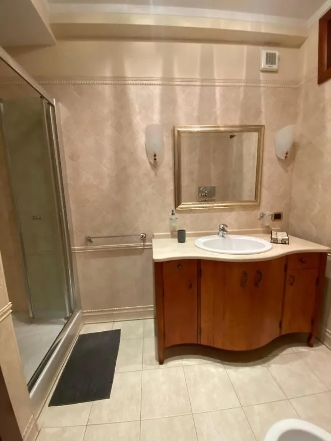 Casa Leonardo Apartment Naples Italy